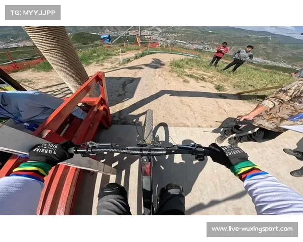 富龙速降联赛成绩公示显示青少年选手竞技水平迅速提升接近成人选手